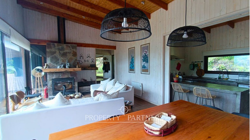 Espectacular Casa En El Lago Calafquen