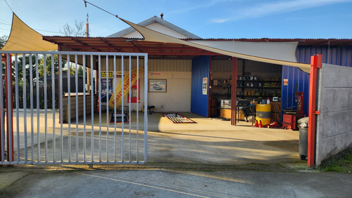 Local Y Establecimiento Comercial De Lubricentro En Talca.