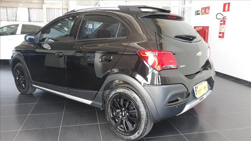 Imagem 4 de 13 de Onix 1.4 Mpfi Activ 8v Flex 4p Manual
