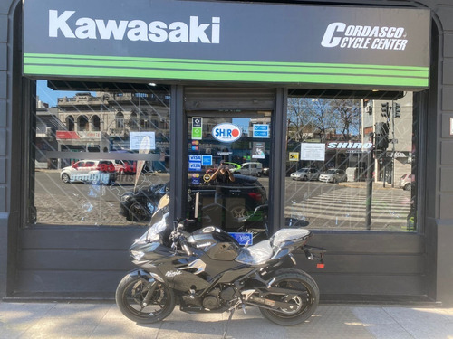 Imagen 3 de 16 de Kawasaki Ninja 400 Okm Abs 2021 Negro Entrega Inm. Cordasco