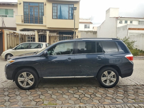 Imagen 8 de 13 de Toyota Highlander 2011 Base Premium Sport Aa Qc Piel At