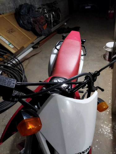 Imagen 2 de 4 de Honda Tornado