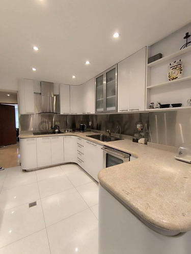 Exclusivo Apartamento En Colinas De Valle Arriba