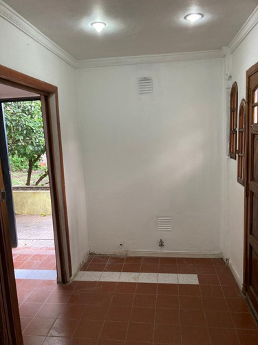 Imagen 18 de 21 de Venta Galpon/local/jardin, Villa Bllester 196 M2