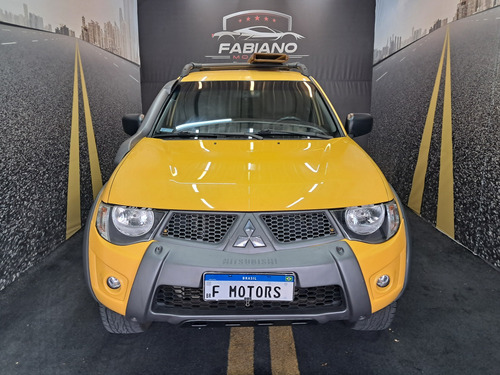Mitsubishi L200 SAVANA 3.2 4X4 16V TURBO INTERCOOLER DIESEL 4P MANUAL