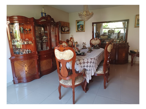 Vendo Apartamento 145m2 4 H/3b/2e La Urbina 5345