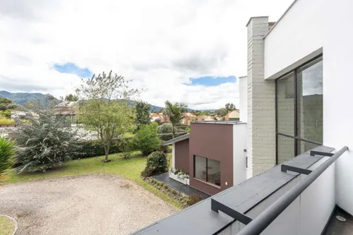 Casa En Arriendo/venta En Guaymaral. Cod V8066