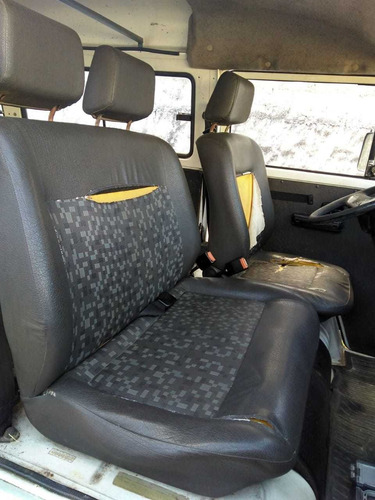 Volkswagen Kombi 2010 1.4 Lotação Total Flex 3p