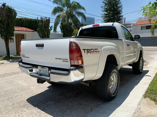 Imagen 5 de 12 de Toyota Tacoma Prerunner Sr5 2006