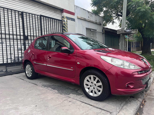 Peugeot 207 1.4 Sedan Feline Hdi 70cv