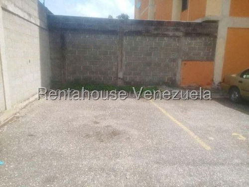 Hermoso Y Amplio Apartamento En Venta En Cabudare Conjunto Privado, Urb Los Naranjillos Gabriela C