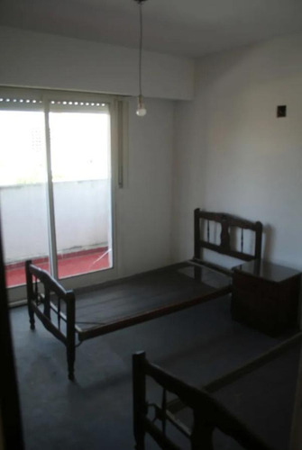 Imagen 4 de 11 de Dúplex De 3 Pisos C/ Terraza Exclusiva Patio Parrillero - Rioja 2488