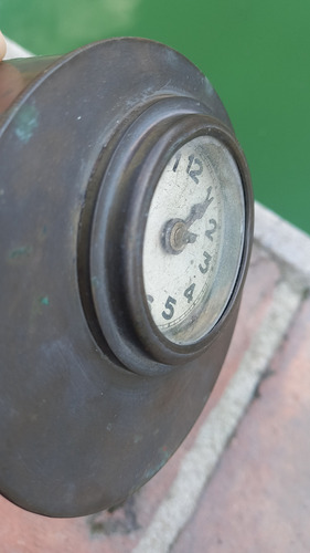 Antiguo Reloj De Sereno De Bronce - Decoracion (Usado)