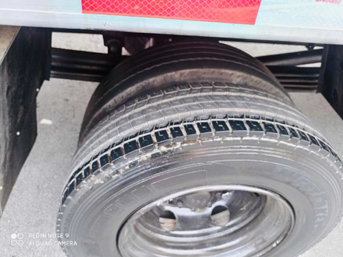 Imagem 14 de 15 de Mercedes Accelo 715c