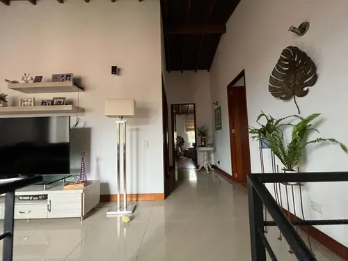 Arriendo Casa En Loma De Los Benedictinos