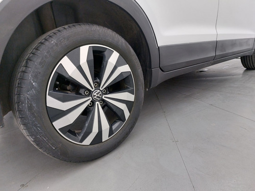 Volkswagen T-Cross 1.0 200 TSI TOTAL FLEX AUTOMÁTICO
