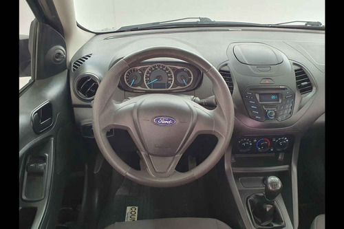 Imagen 11 de 14 de Ford Figo 2018 4 Cilindros
