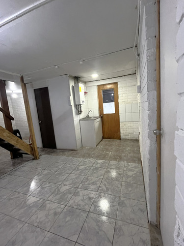 Casa Iluminada Y Cómoda .3d.1b.1e Y Amplio Patio.