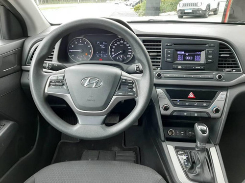 Hyundai Elantra 2.0 Flex 2016/2017