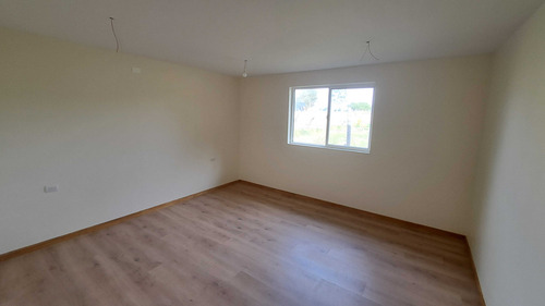 Casa Nueva En Parcela (68964)