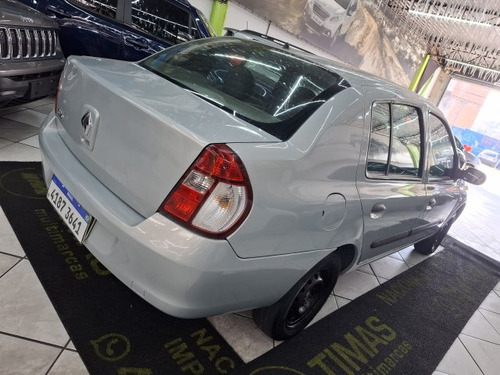Renault Clio Sedan Clio Sedan 1.0 AUTHENTIQUE SEDAN 16V FLEX 4P MANUAL
