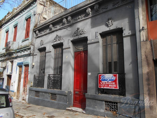 Imagen 1 de 1 de Venta Casa 5 Dormitorios Centro Braglia Hostel