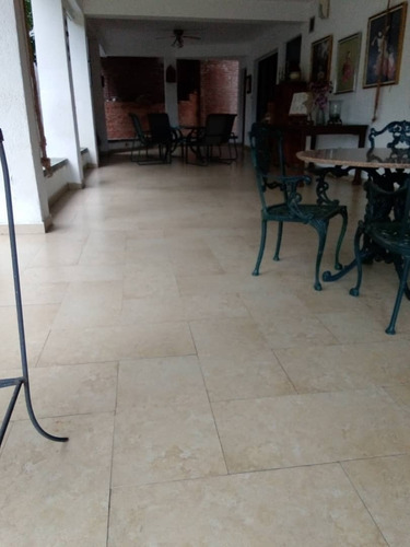 Imagen 18 de 29 de En Venta Hermosa Casa Prado Del Este Con Increíble Vista, Calle Privada, Seguridad.