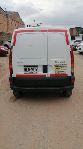 Vendo Camioneta Kangoo Vu Servicio Publico