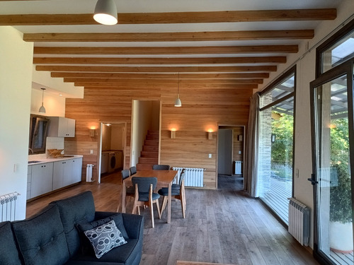 Casa 3 Dormitorios En Villa Campanario, Bariloche. De Los Cipreses Norte 63