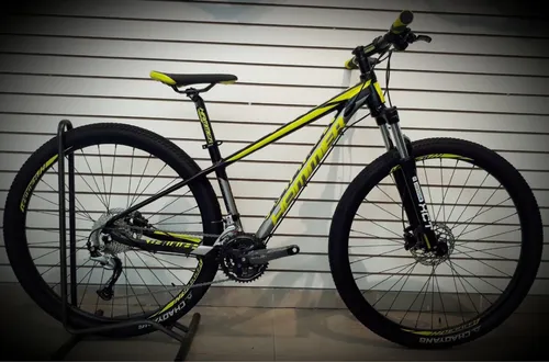 Hammer Pro Rin 29 Acera 9 Vel