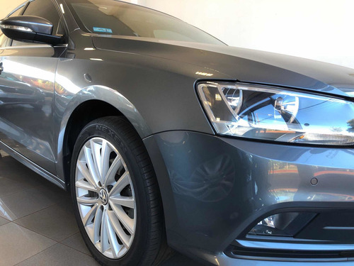 Imagen 15 de 15 de Volkswagen Vento 1.4 Highline 150cv At 2017