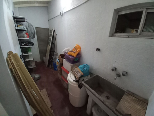 Casa + Local En Ubicación Estratégica Frente A Polideportivo