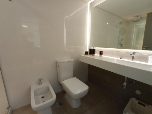 Imagen 13 de 15 de Apartamento Venta 3 Dormitorios Frente Al Mar, Con Amenities Y Garaje Opcional Y Garaje Opcional
