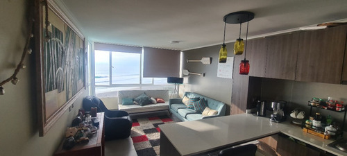 Se Vende Amplio Duplex En Laguna Del Mar Con 2 Dormitorios!