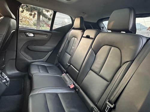 Volvo XC40 2.0 Mhev B4 Plus Fwd