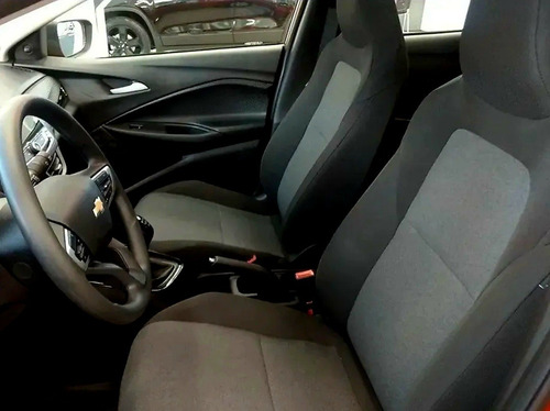 Imagen 12 de 24 de Chevrolet Onix Plus Ls 2023 1.2 0km Prisma Color Finan Gall6