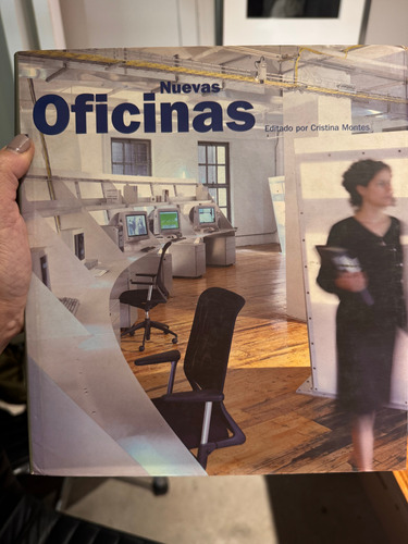 Nuevas Oficinas , Cristina Montes, Loft Publications Español