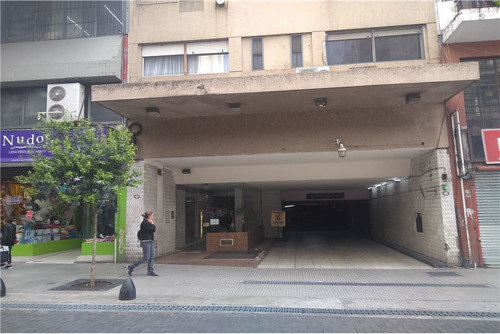 Imagen 1 de 7 de Venta Cochera Barrio De Once Oportunidad
