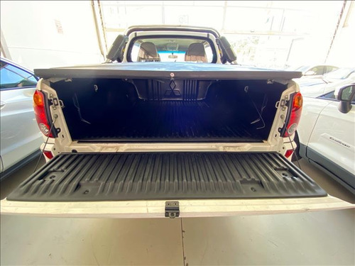 Imagem 11 de 14 de Mitsubishi L200 3.5 Triton Hpe Flex Cab. Dupla 4x4 Aut. 4p