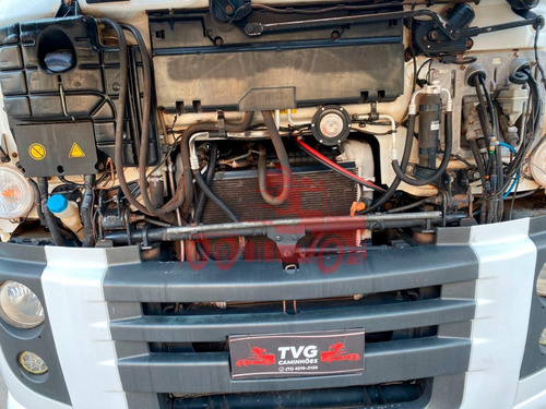 Imagem 10 de 14 de Vw 25-390 6x2 2016