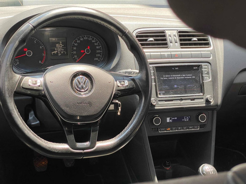 Imagen 8 de 15 de Volkswagen Vento 2018 1.6 Highline Mt