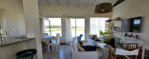 Casa En Venta - 3 Dormitorios 2 Baños - Santa Clara Del Mar