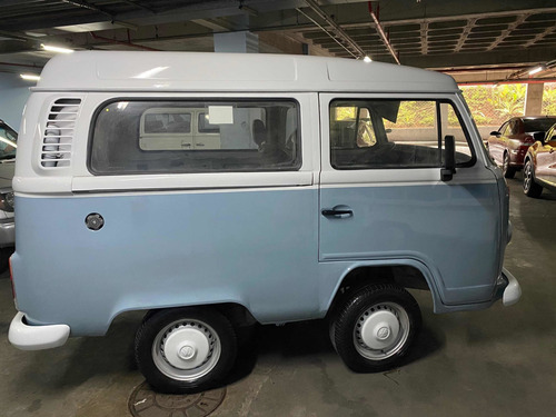 Mini Kombi