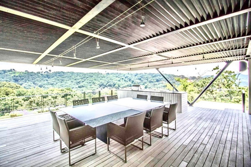 Club De Golf Valle Escondido, Vendo Joya Arquitectónica En Todos Sentidos.