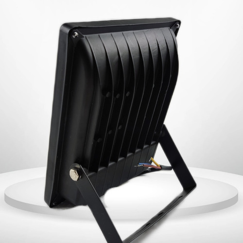Imagen 5 de 6 de Reflector Led De 20 Watts Para Exterior (rf20) Luz Cálida