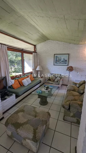 Venta De Casa 4 Dormitorios En Zona Paradas, Proxima Al Mar.