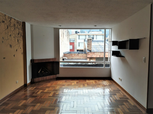 Imagen 2 de 14 de Apartamento En Venta Cedro Golf Vista A Los Cerros Orientale