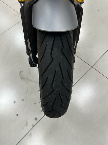 Triumph Speed 400 2024 / 2.900 Km