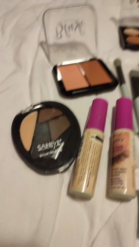 Pack De 16 Piezas De Maquillaje Variado, Basicos De Belleza