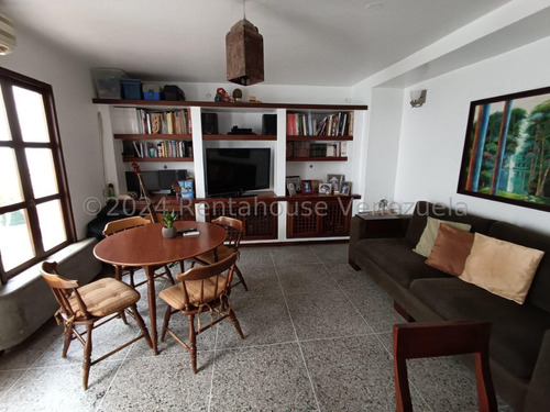  *mm&ne/ Confortable Casa De 2 Niv. En Venta.  Zona Este Barquisimeto  Lara, Venezuela , Maribelm & Naudye/ 5 Dormitorios  3 Baños  136 M² 